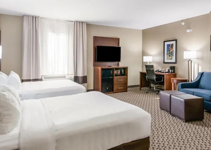 Comfort Suites